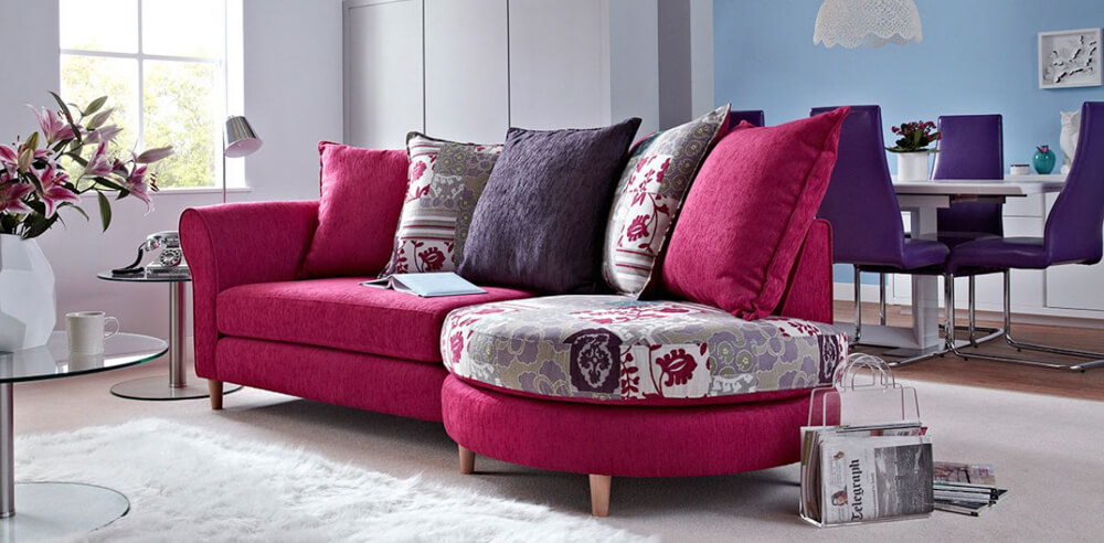 su-dung-ghe-sofa-can-phong-rong-hon
