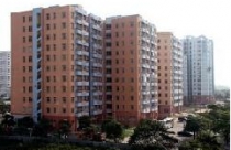 Kiểm soát nhà cao tầng để giảm tải cho nội đô 