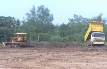 Thiết kế cầu thang ấn tượng của ngôi nhà 3 tầng ở Nhật Bản