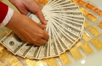 Điểm tin sáng: USD tăng vọt, giá vàng lao dốc nhanh