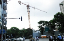 Sập cẩu khiến 2 người tử vong ở Hải Phòng: Thấp thỏm lo “tử thần” treo lơ lửng trên đầu