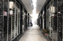 Siết xử​ lý​ nhà​ ba chung