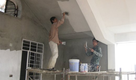 Bả matit trước khi sơn nhà có tốt không?